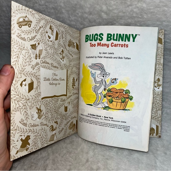 Bugs Bunny Too Many Carrots a Little Golden Book - Picture 3 of 6